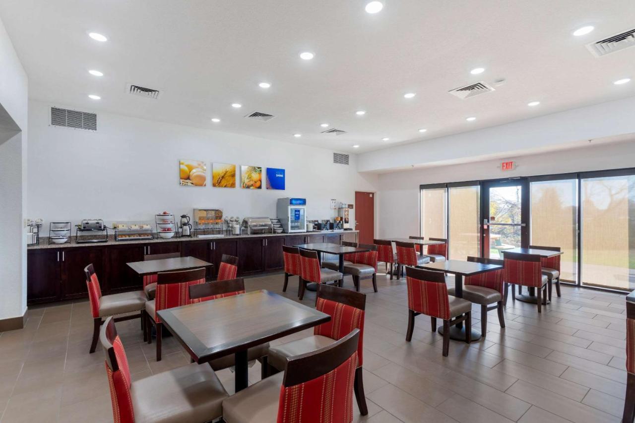 Comfort Inn & Suites Cave City Buitenkant foto