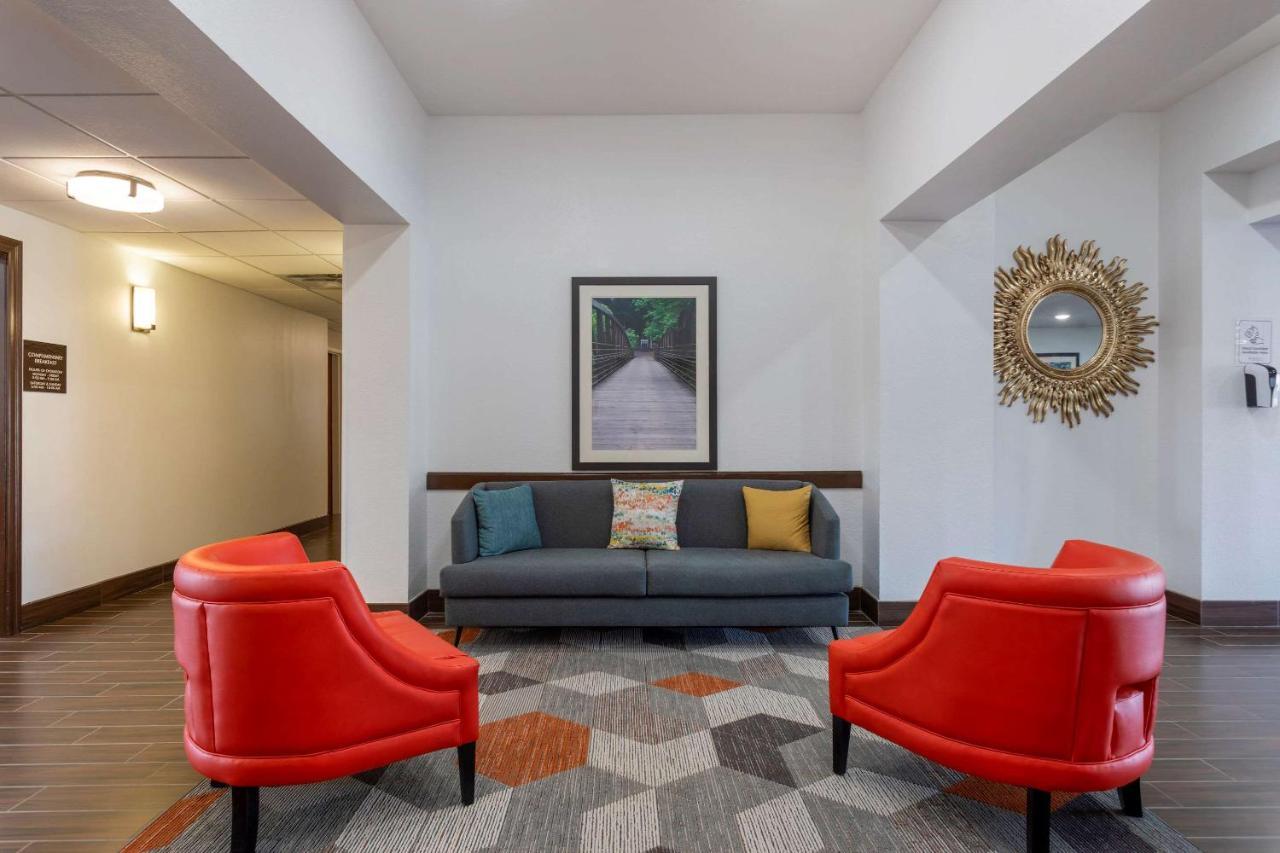 Comfort Inn & Suites Cave City Buitenkant foto