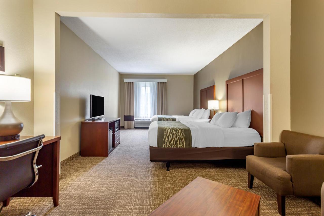 Comfort Inn & Suites Cave City Buitenkant foto