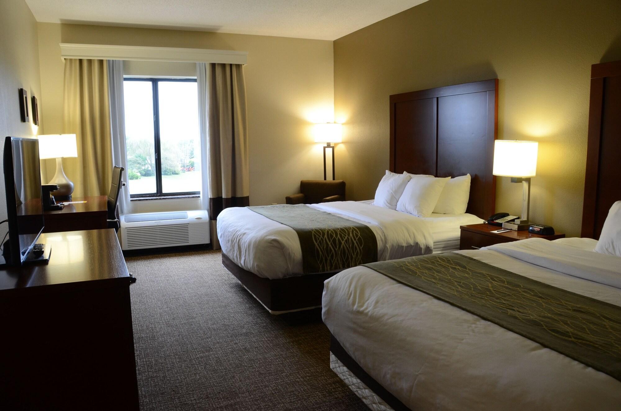 Comfort Inn & Suites Cave City Buitenkant foto