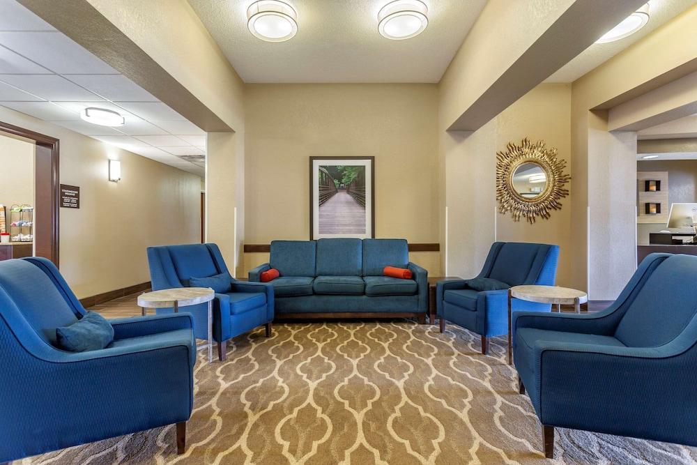 Comfort Inn & Suites Cave City Buitenkant foto