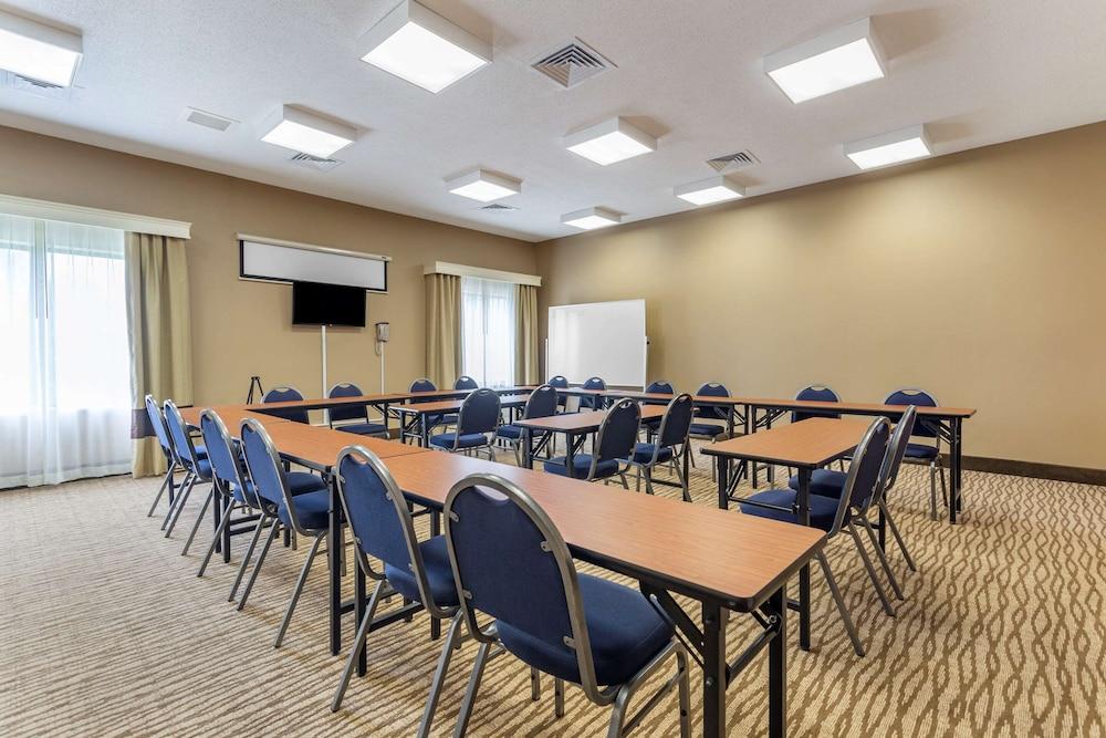 Comfort Inn & Suites Cave City Buitenkant foto